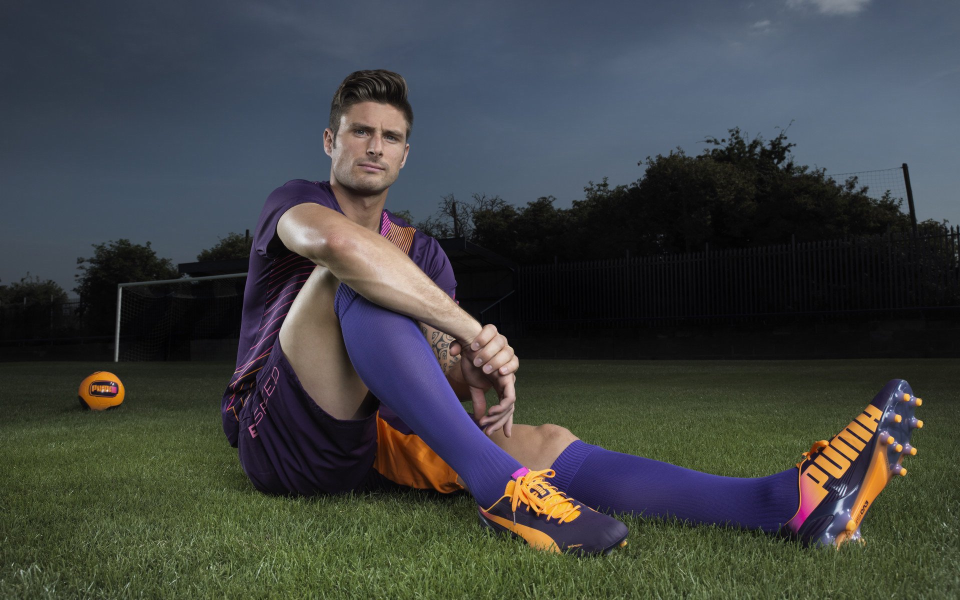 利物浦再夺三连胜,红军气势如虹,利物浦又叫红军